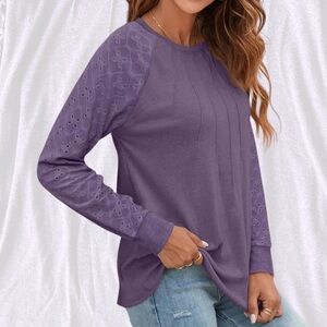 Lavender Textured Sleeve Women's Sweatshirt